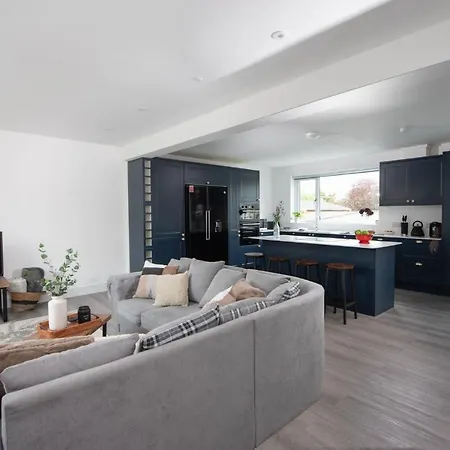 Holiday home Bassetts Cove,